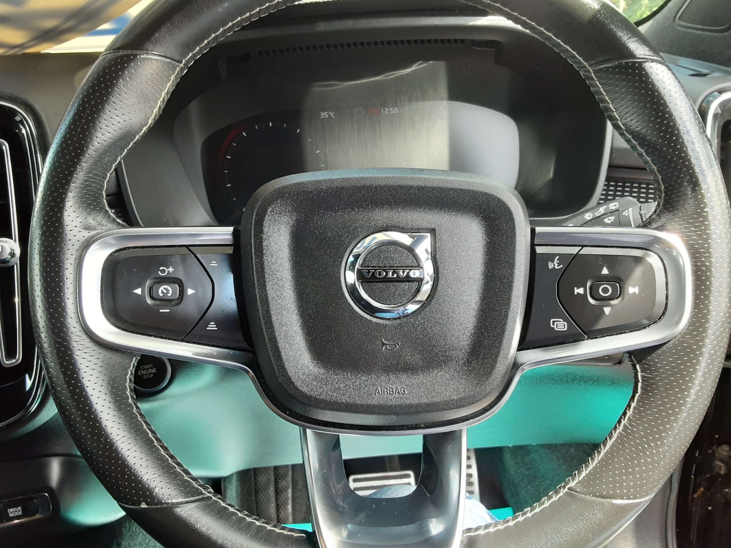 Used Volvo XC40 2021 for sale - 76404557: Photo 22