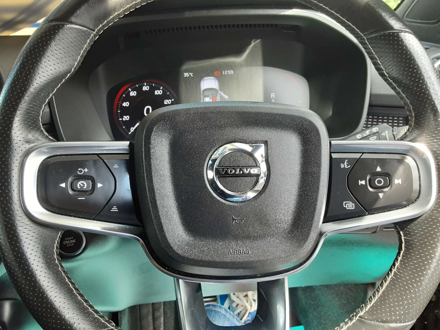 Used Volvo XC40 2021 for sale - 76404557: Photo 23