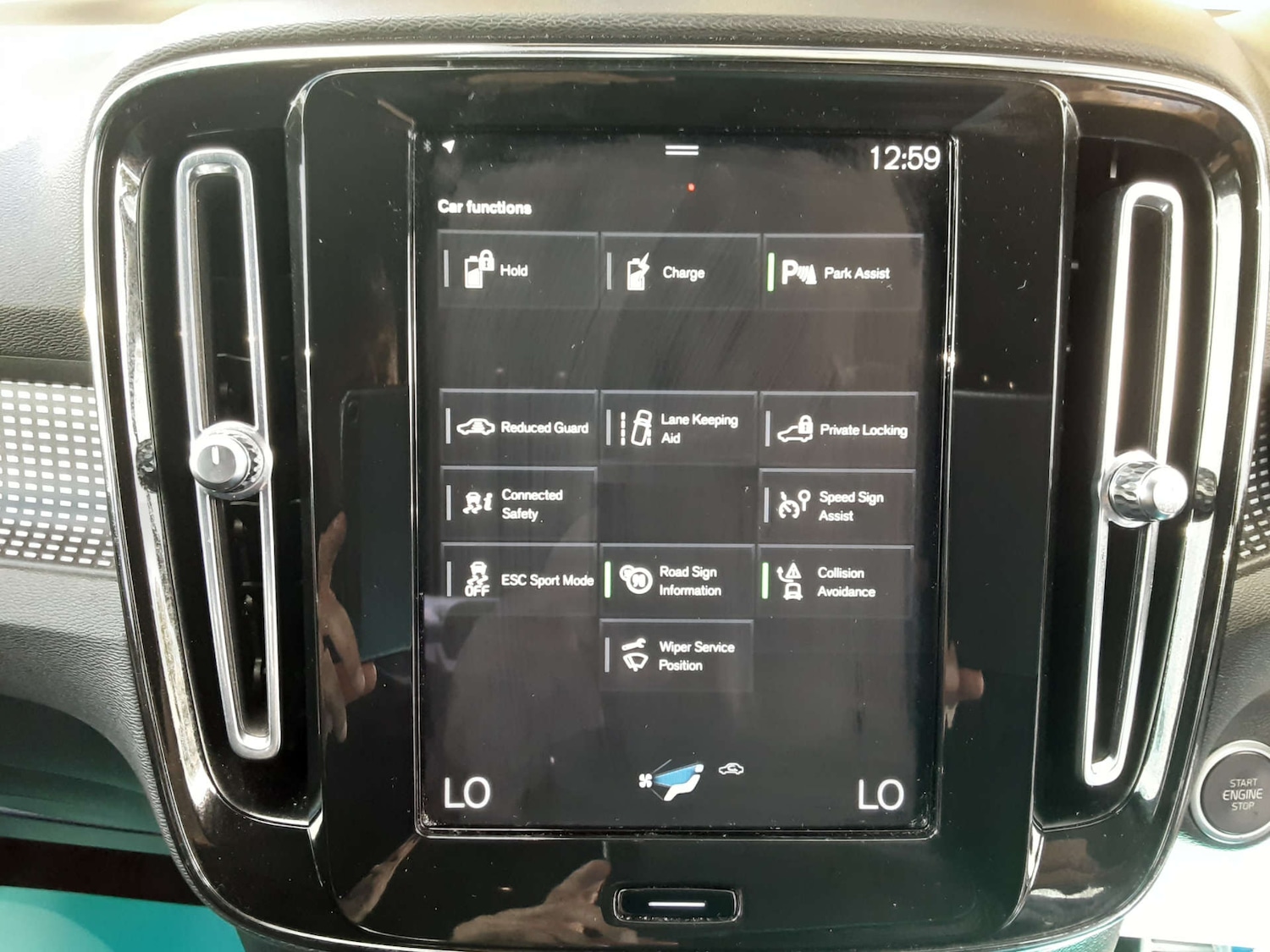 Used Volvo XC40 2021 for sale - 76404557: Photo 29