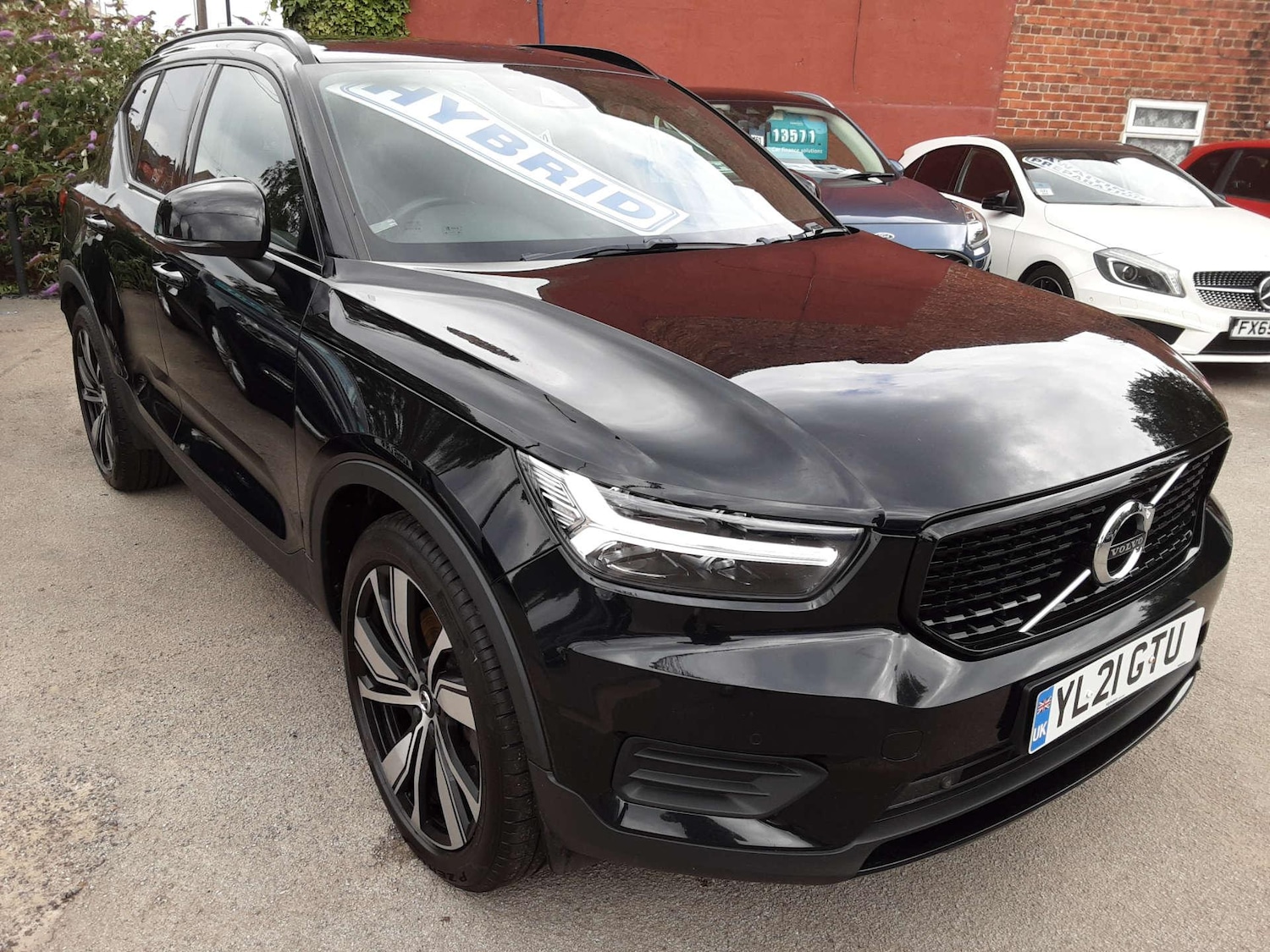 Used Volvo XC40 2021 for sale - 76807650: Photo 1