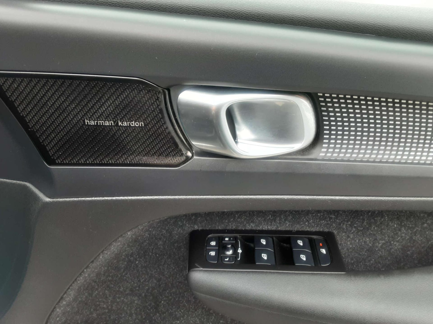 Used Volvo XC40 2021 for sale - 76807650: Photo 22