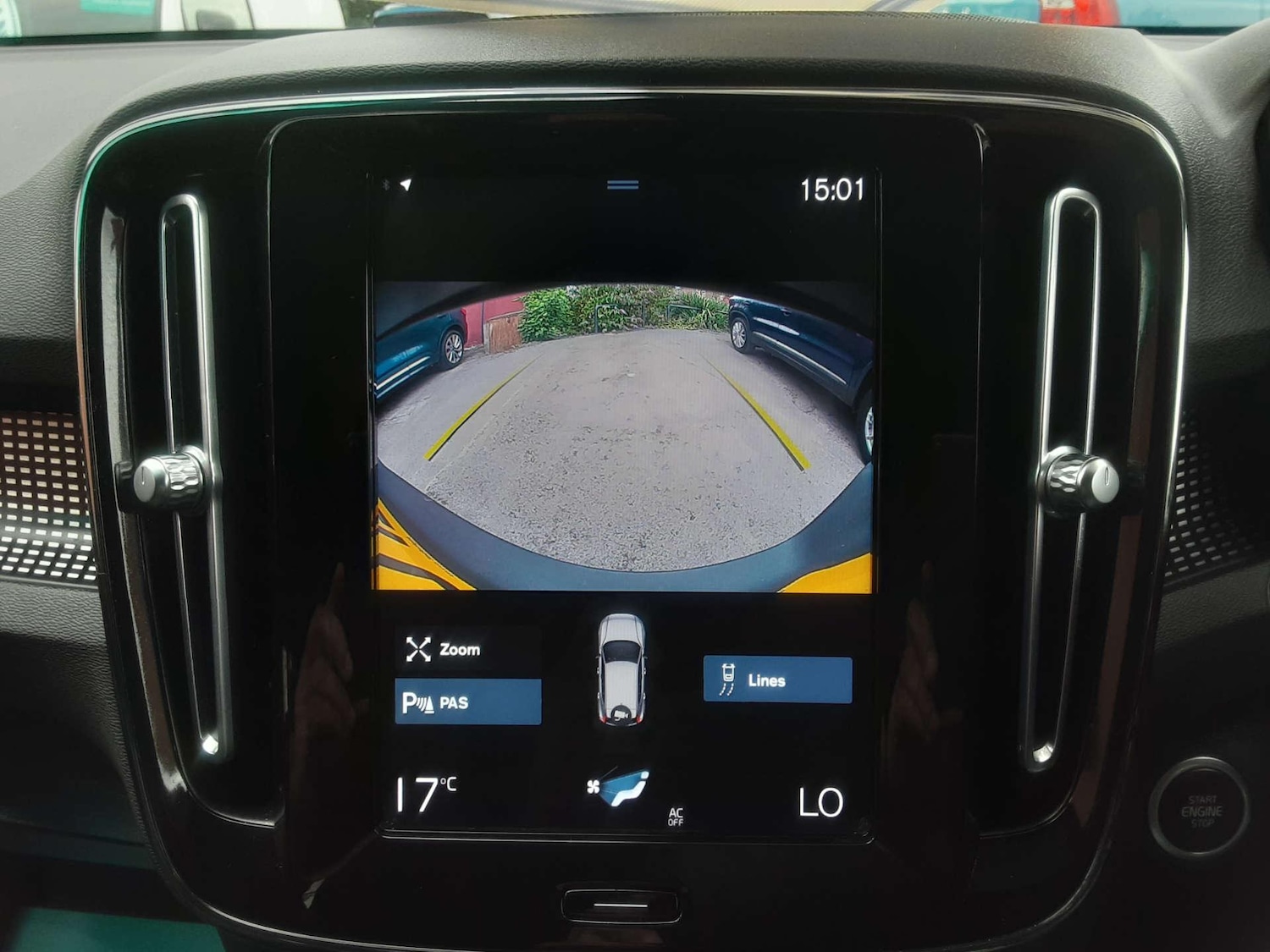 Used Volvo XC40 2021 for sale - 76807650: Photo 28