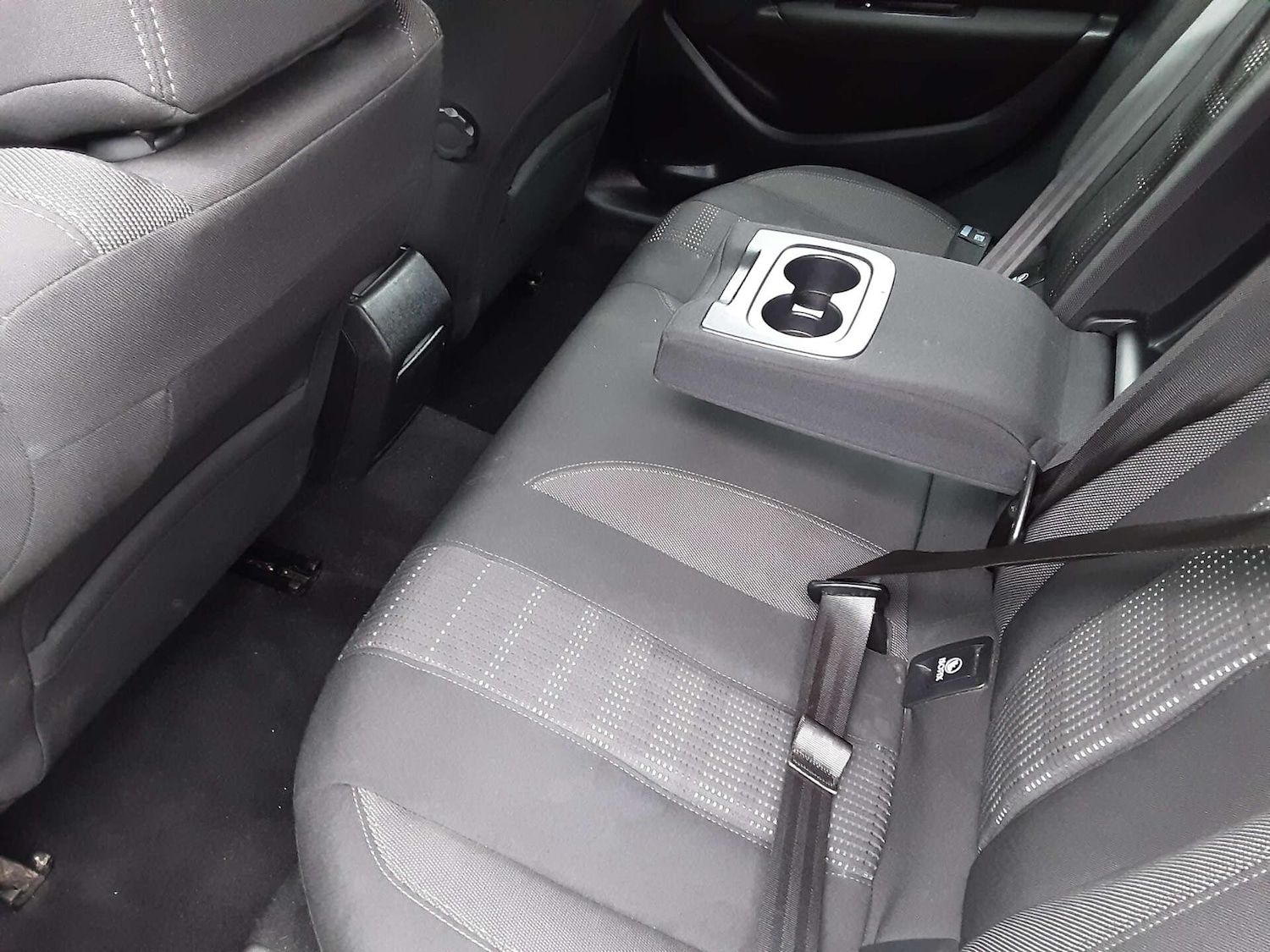 Used Peugeot 308 2015 for sale - 77305318: Photo 18