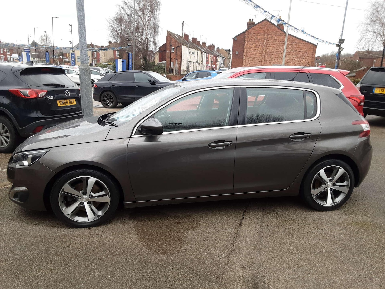 Used Peugeot 308 2015 for sale - 77305318: Photo 7