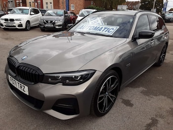 Used BMW 3 Series 2022 for sale - 76404602: Photo