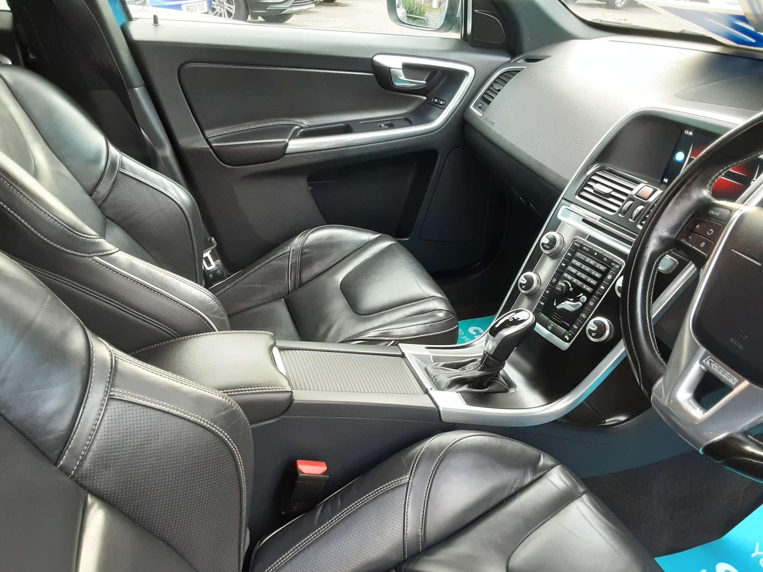 Used Volvo XC60 2016 for sale - 77625211: Photo 15