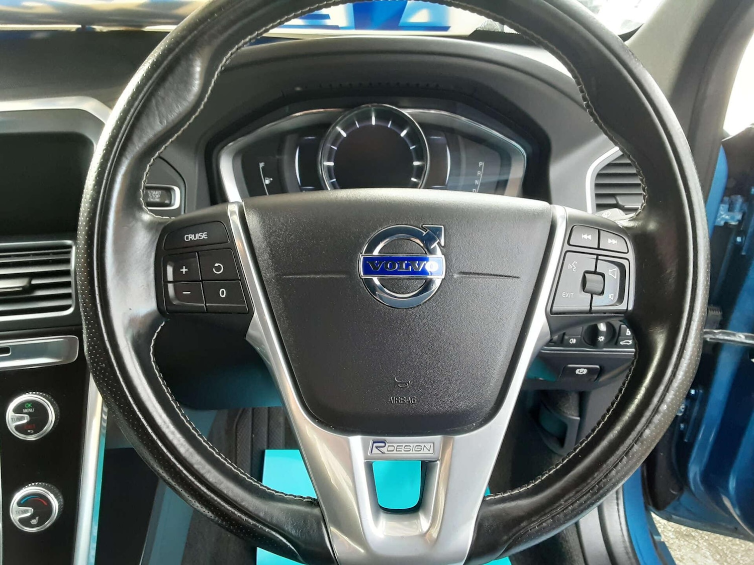 Used Volvo XC60 2016 for sale - 77625211: Photo 23