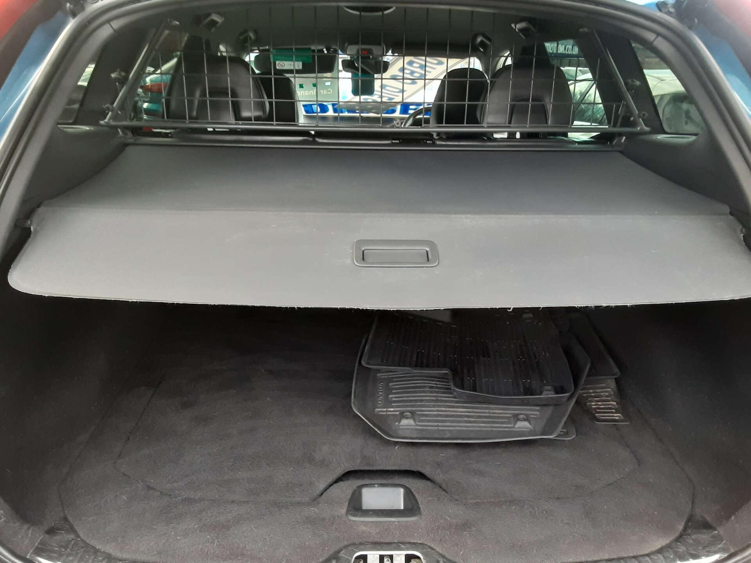 Used Volvo XC60 2016 for sale - 77625211: Photo 32