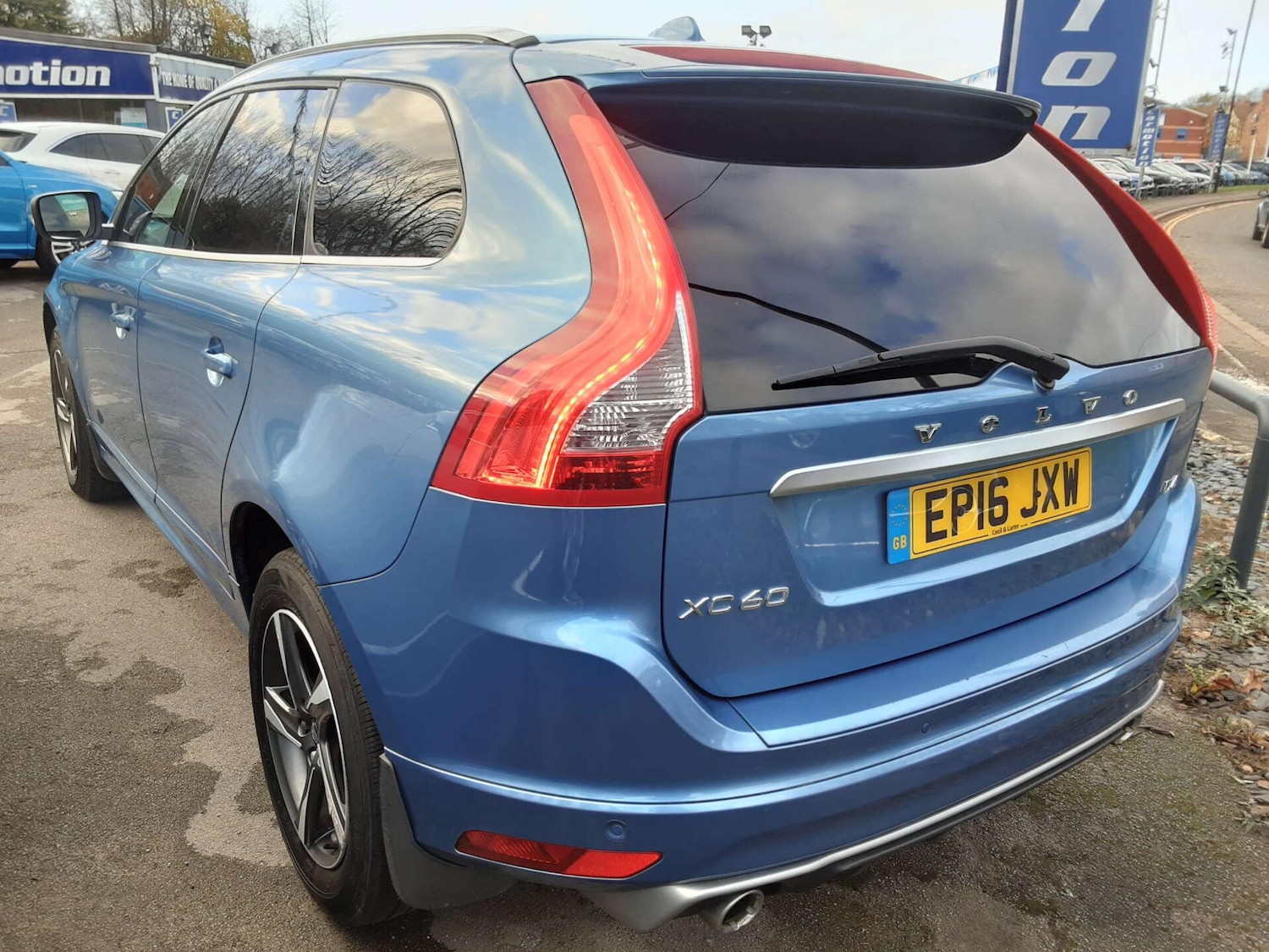 Used Volvo XC60 2016 for sale - 77625211: Photo 8