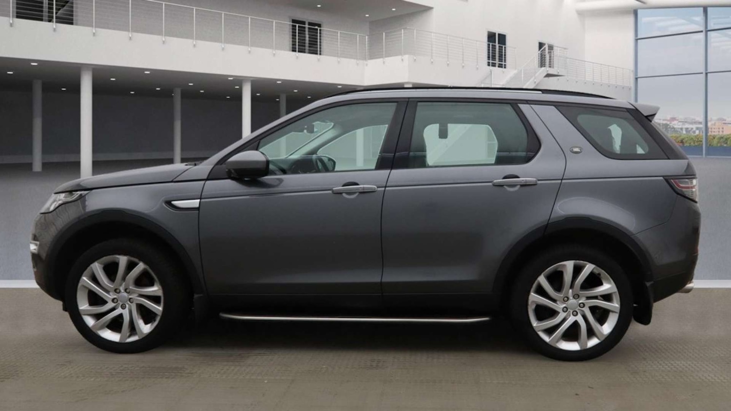 Used Land Rover Discovery Sport 2015 for sale - 76407722: Photo 13