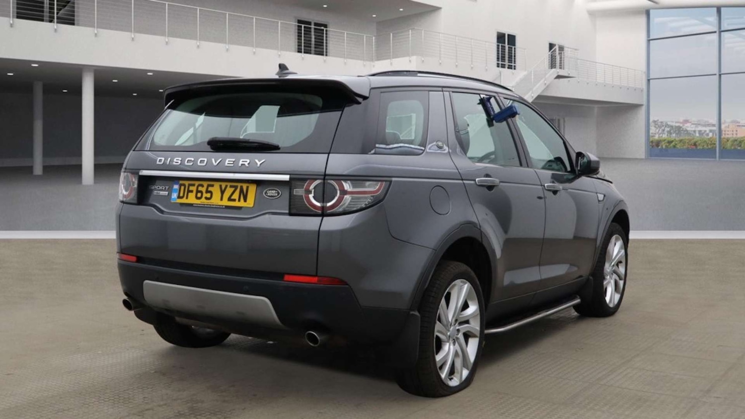 Used Land Rover Discovery Sport 2015 for sale - 76407722: Photo 6