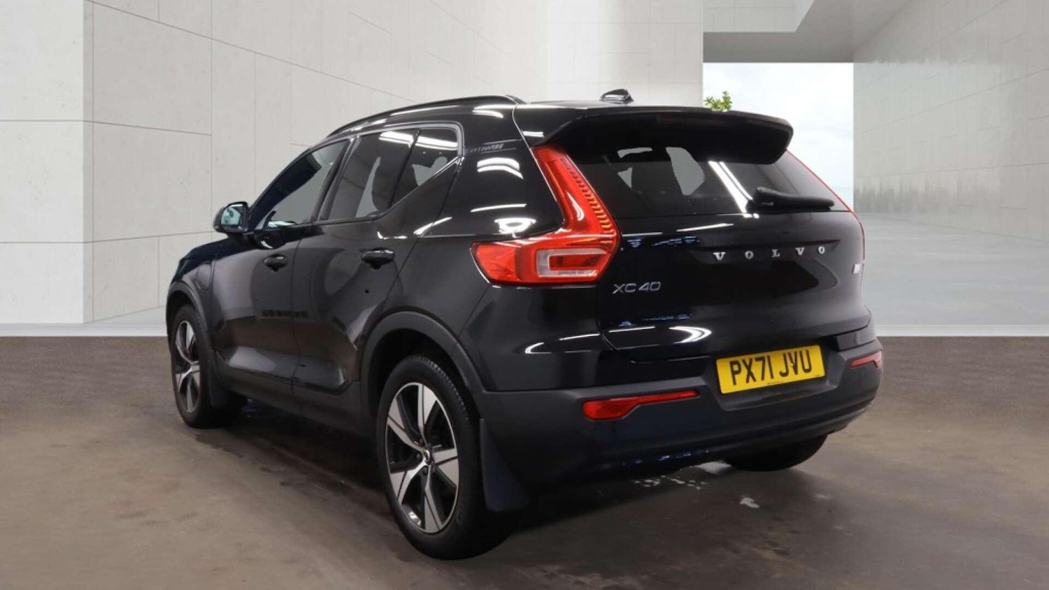 Used Volvo XC40 for sale - 78115746: Photo 3