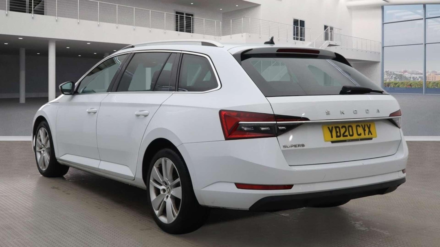 Used Skoda Superb 2020 for sale - 77331147: Photo 3