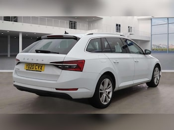 Used Skoda Superb 2020 for sale - 77331147: Photo