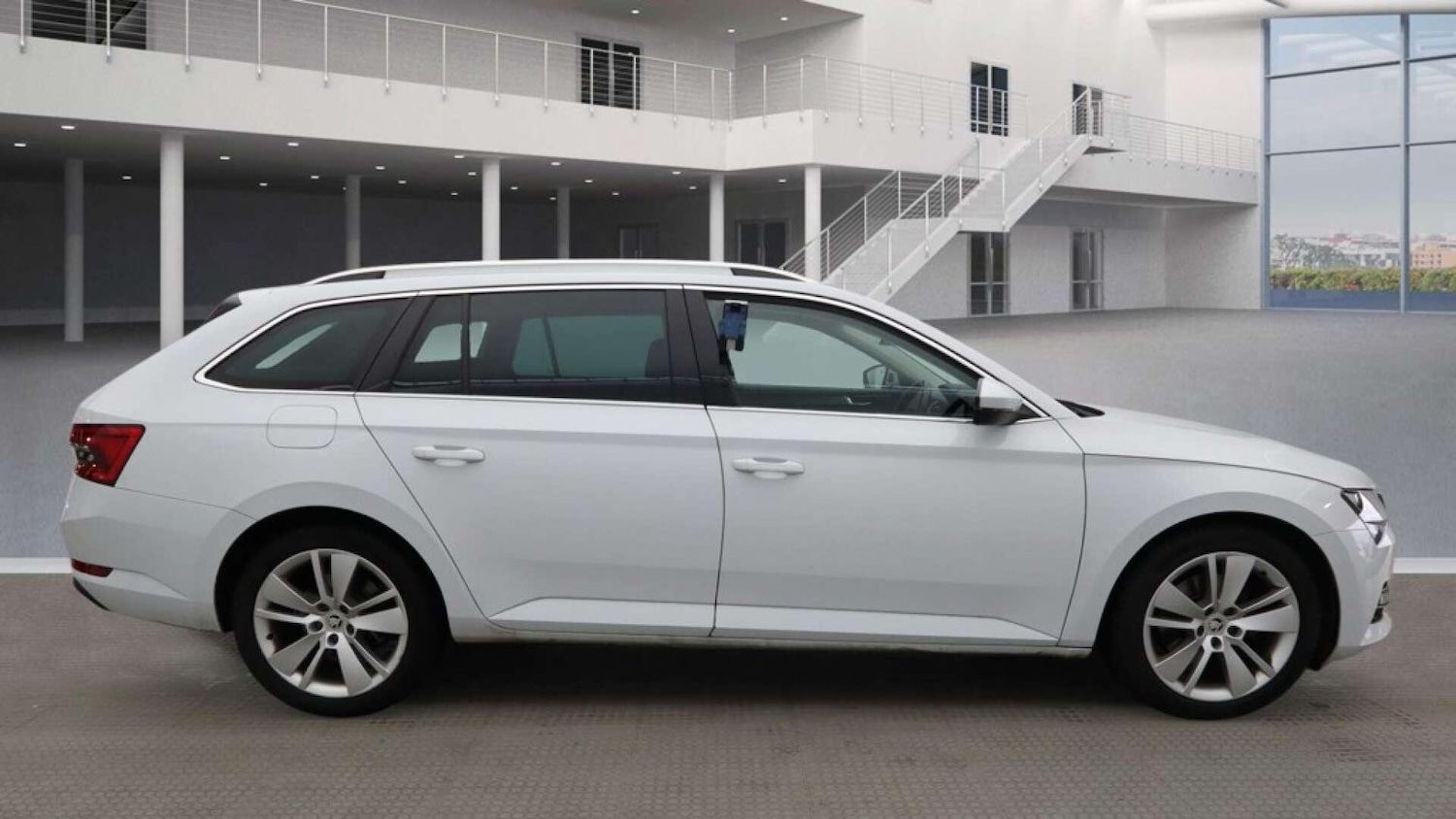 Used Skoda Superb 2020 for sale - 77331147: Photo 6