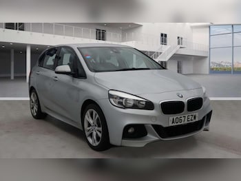 Used BMW 2 Series 2017 for sale - 77331191: Photo