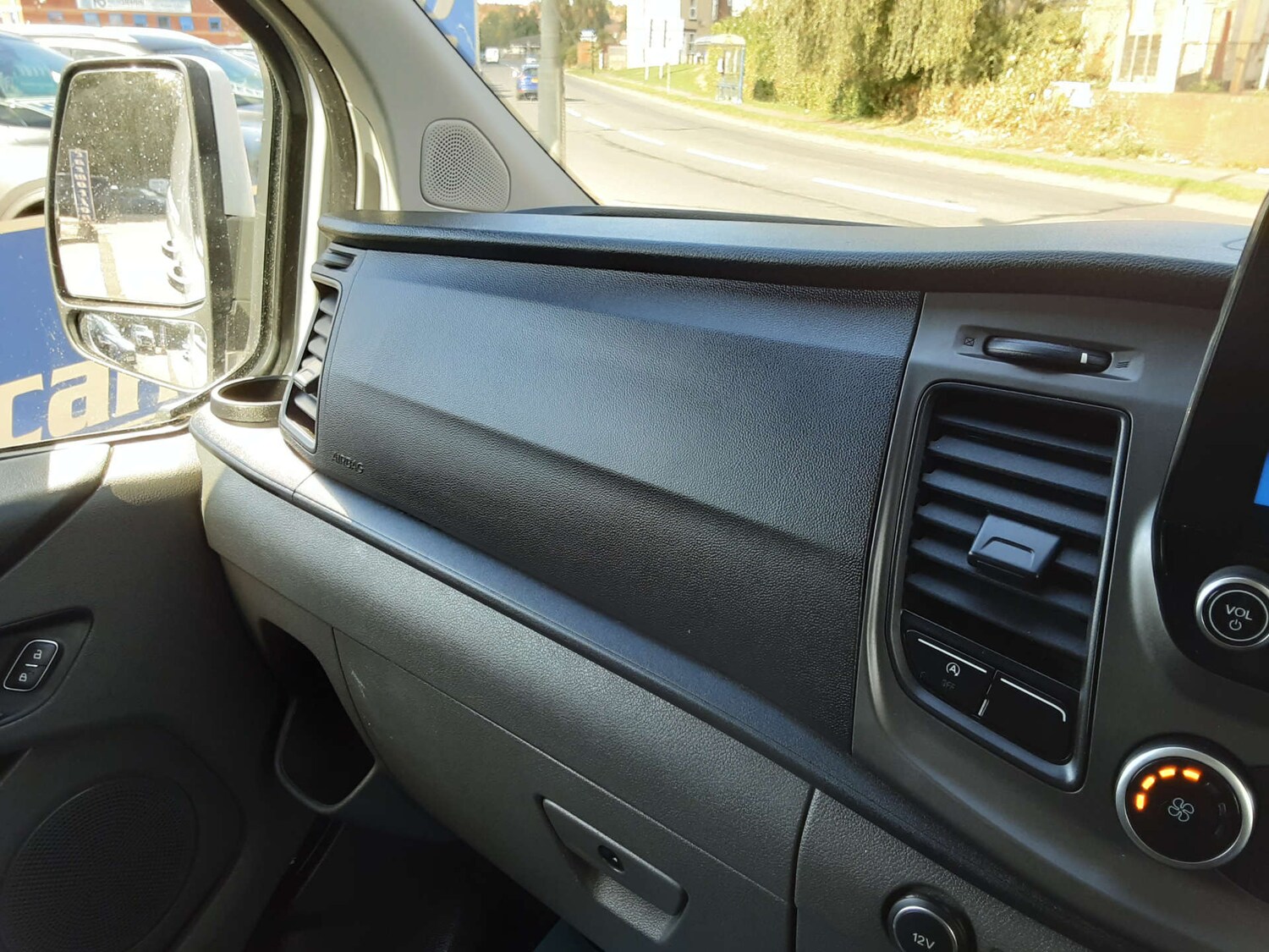 Used Ford Transit Custom 2020 for sale - 76404608: Photo 25