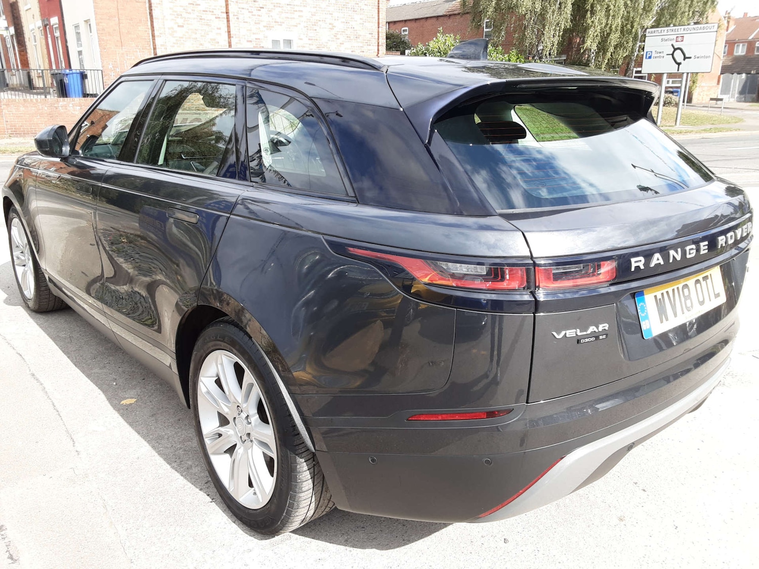 Used Land Rover Range Rover Velar 2018 for sale - 76404579: Photo 14