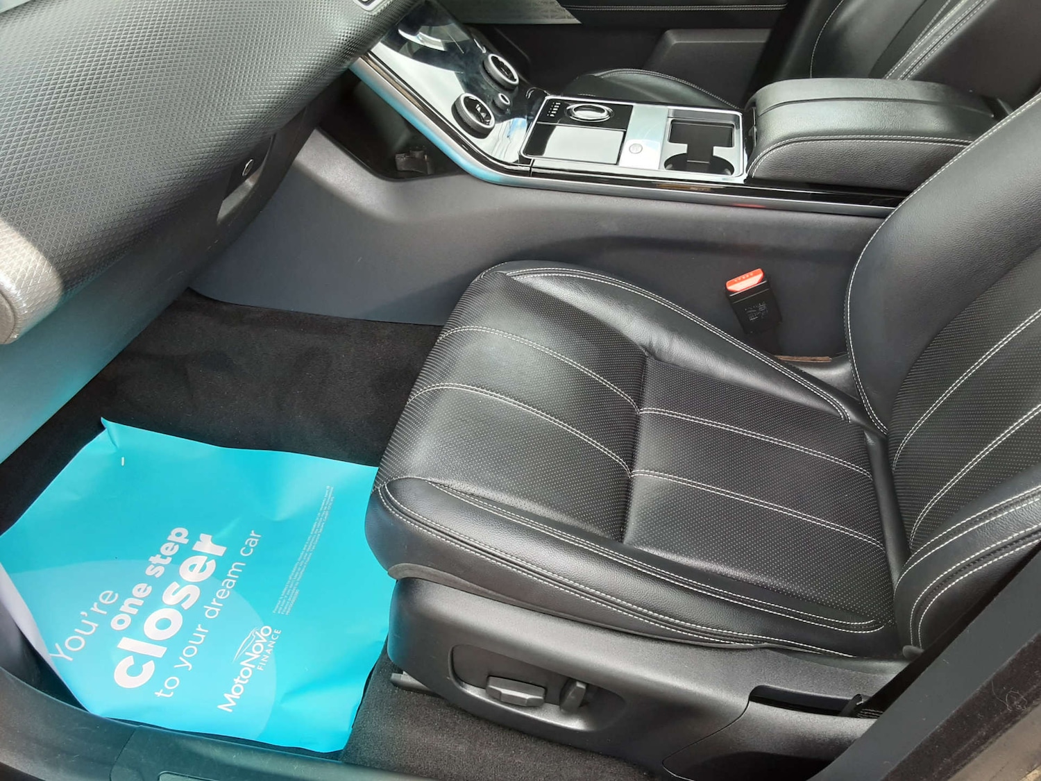 Used Land Rover Range Rover Velar 2018 for sale - 76404579: Photo 25