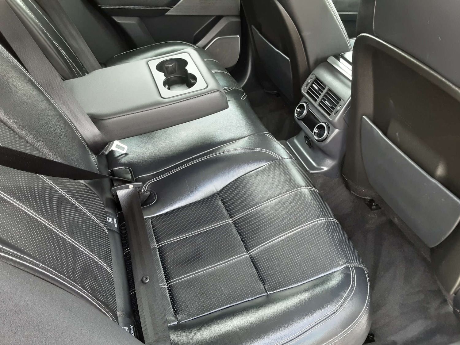 Used Land Rover Range Rover Velar 2018 for sale - 76404579: Photo 32