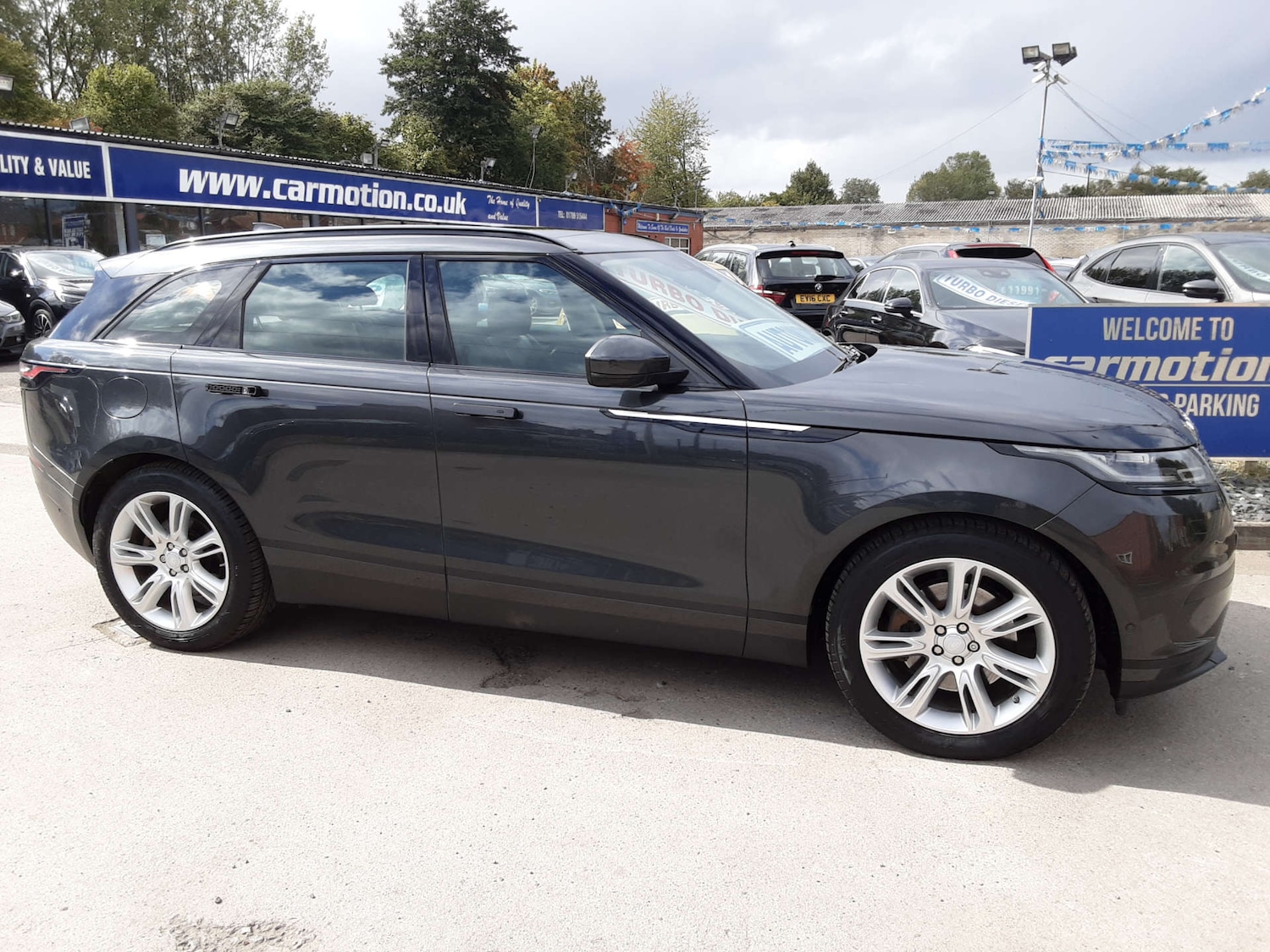 Used Land Rover Range Rover Velar 2018 for sale - 76404579: Photo 8