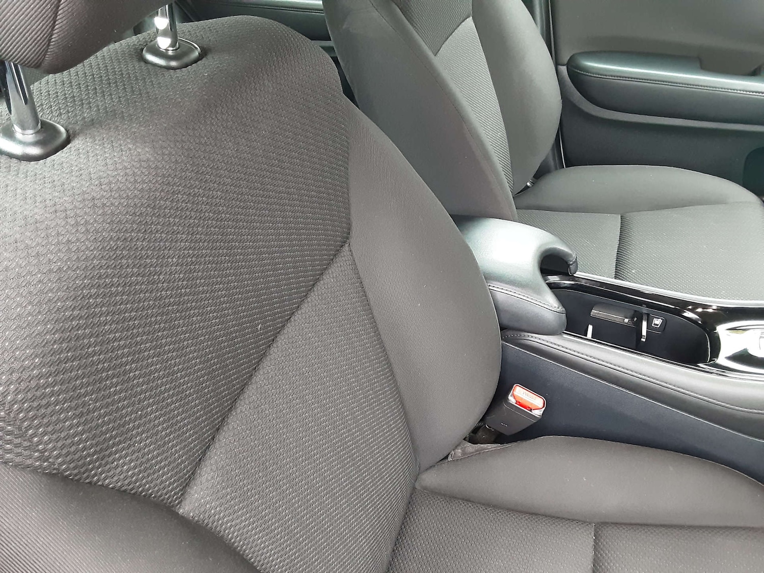 Used Honda HR-V 2017 for sale - 76404623: Photo 17