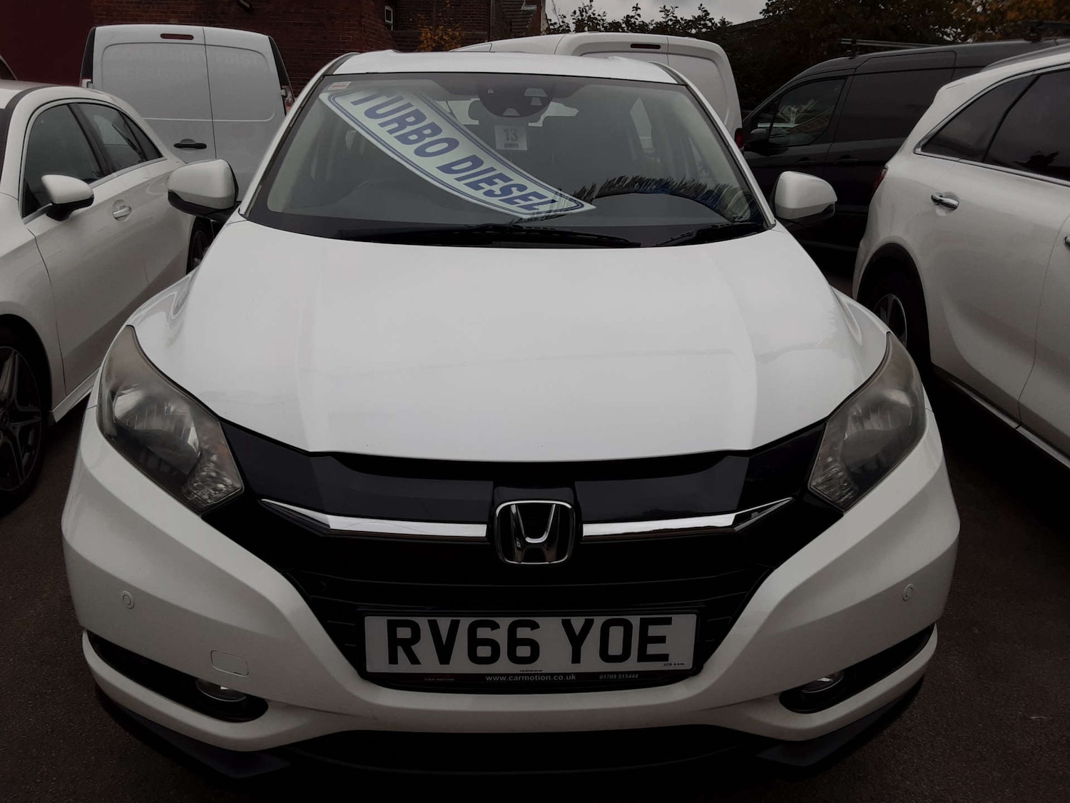 Used Honda HR-V 2017 for sale - 76404623: Photo 2