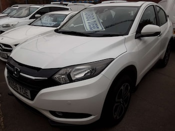 Used Honda HR-V 2017 for sale - 76404623: Photo