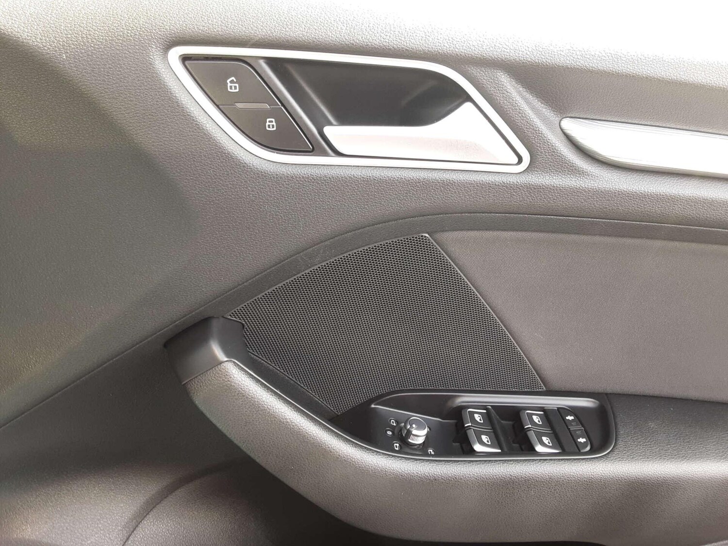 Used Audi A3 2017 for sale - 78170339: Photo 21