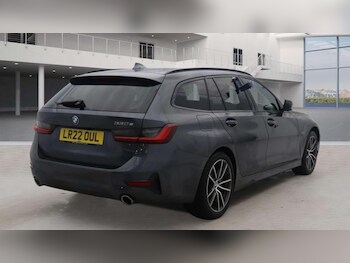 Used BMW 3 Series 2022 for sale - 77345310: Photo