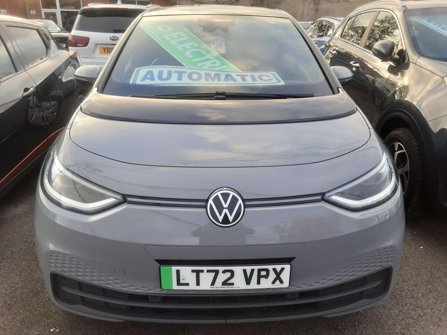 Used Volkswagen ID.3 2022 for sale - 76807618: Photo 2