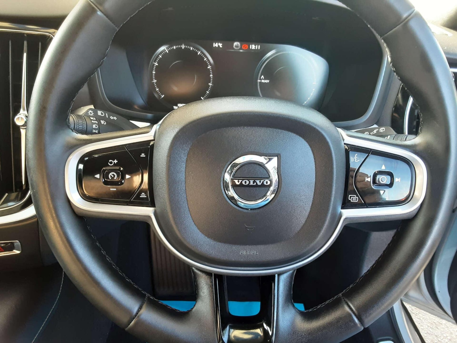 Used Volvo V60 2022 for sale - 77586848: Photo 30