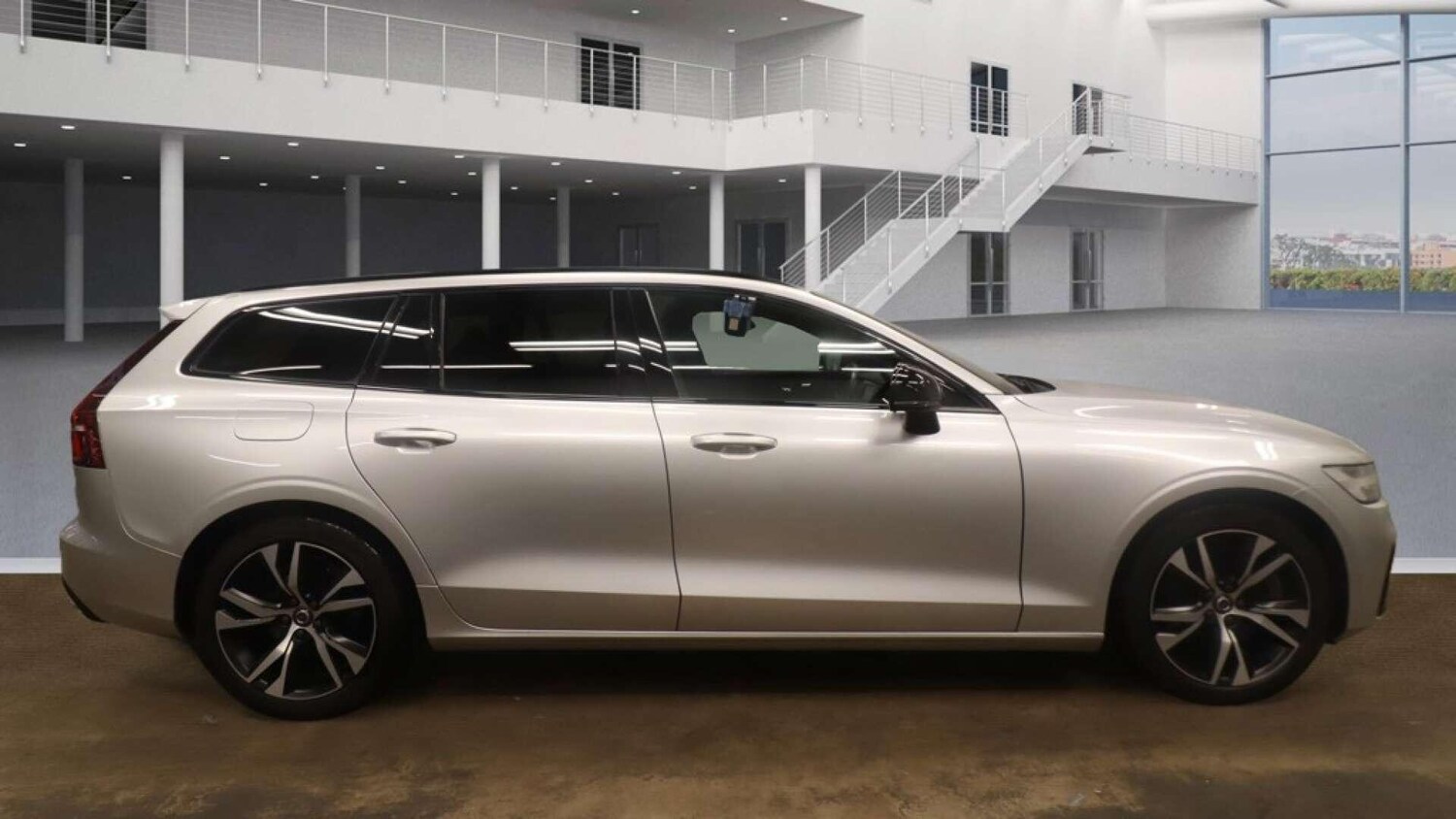 Used Volvo V60 for sale - 77586848: Photo 6