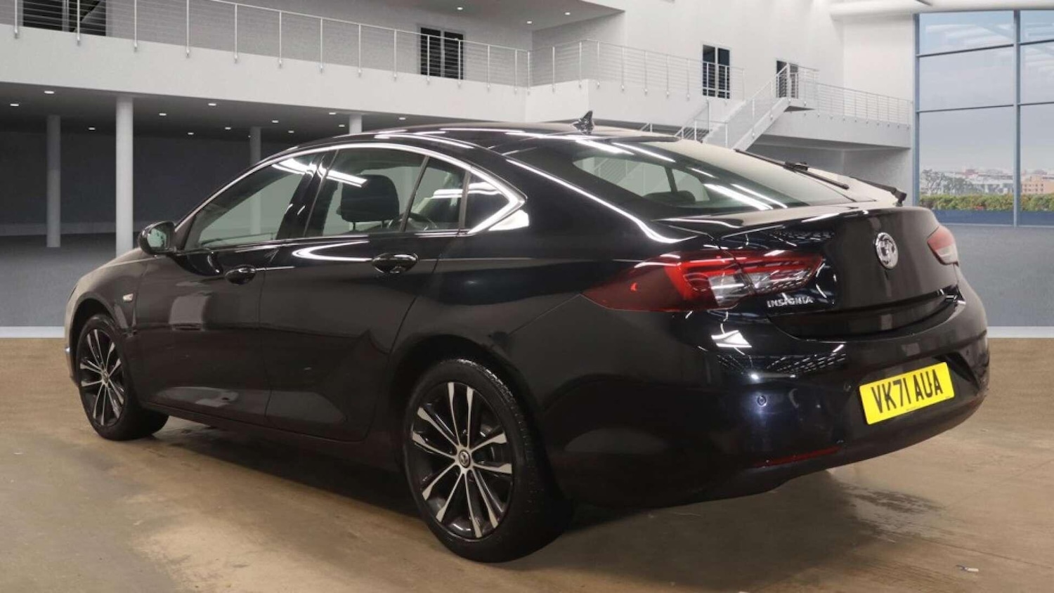 Used Vauxhall Insignia 2022 for sale - 77440569: Photo 3