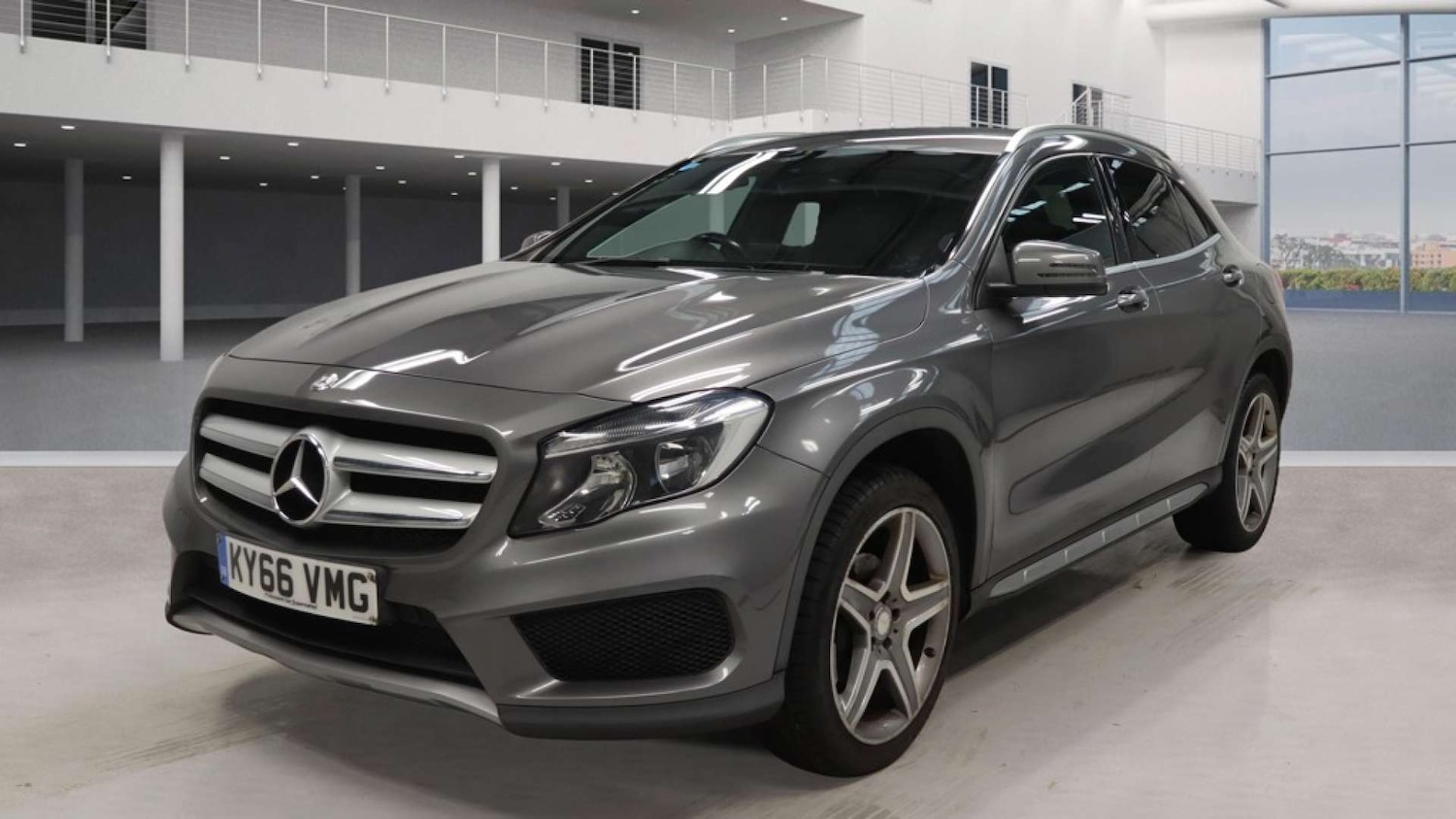 Used Mercedes-Benz GLA 2016 for sale - 76407730: Photo 2