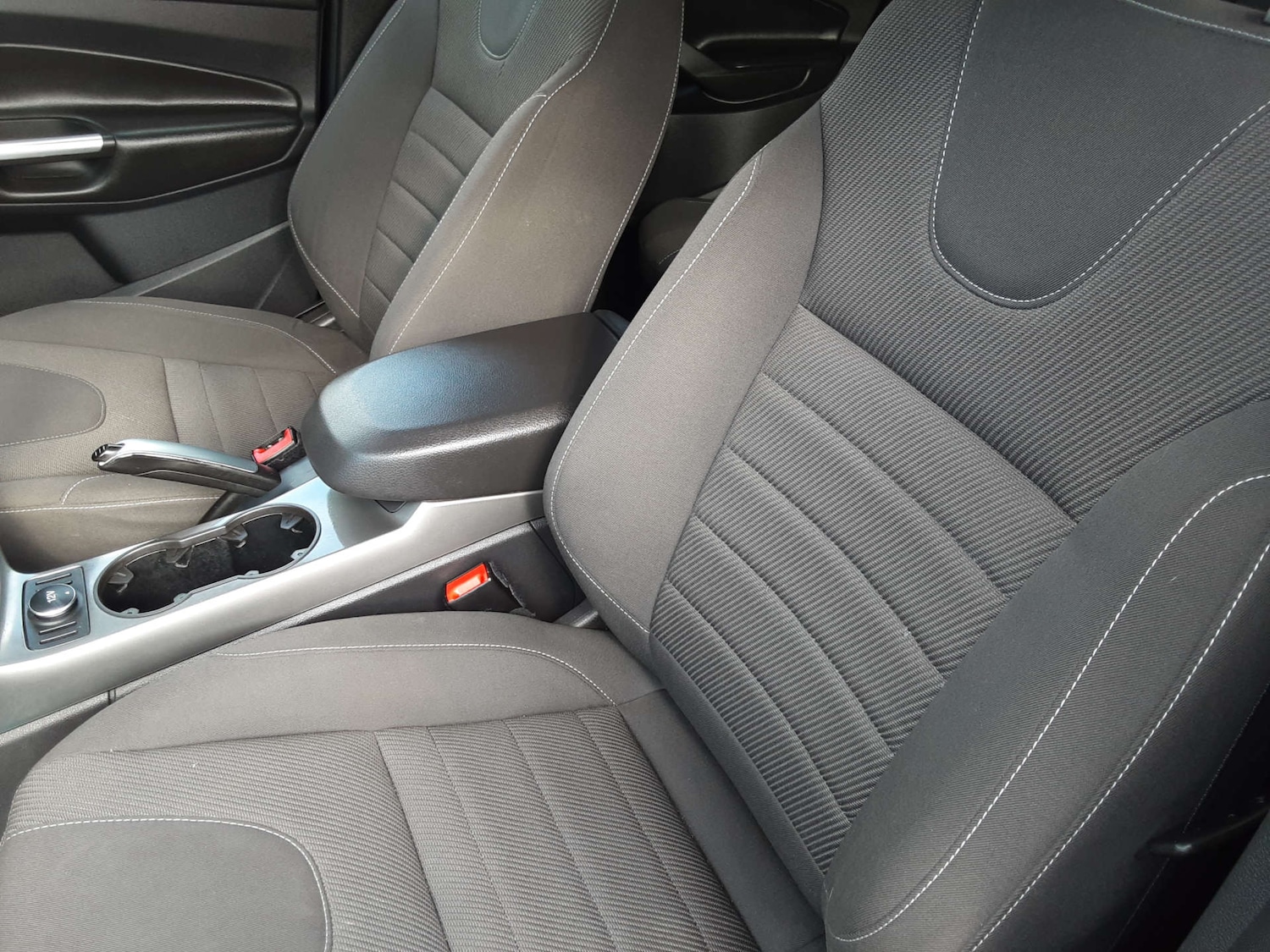 Used Ford Kuga 2016 for sale - 76404599: Photo 17