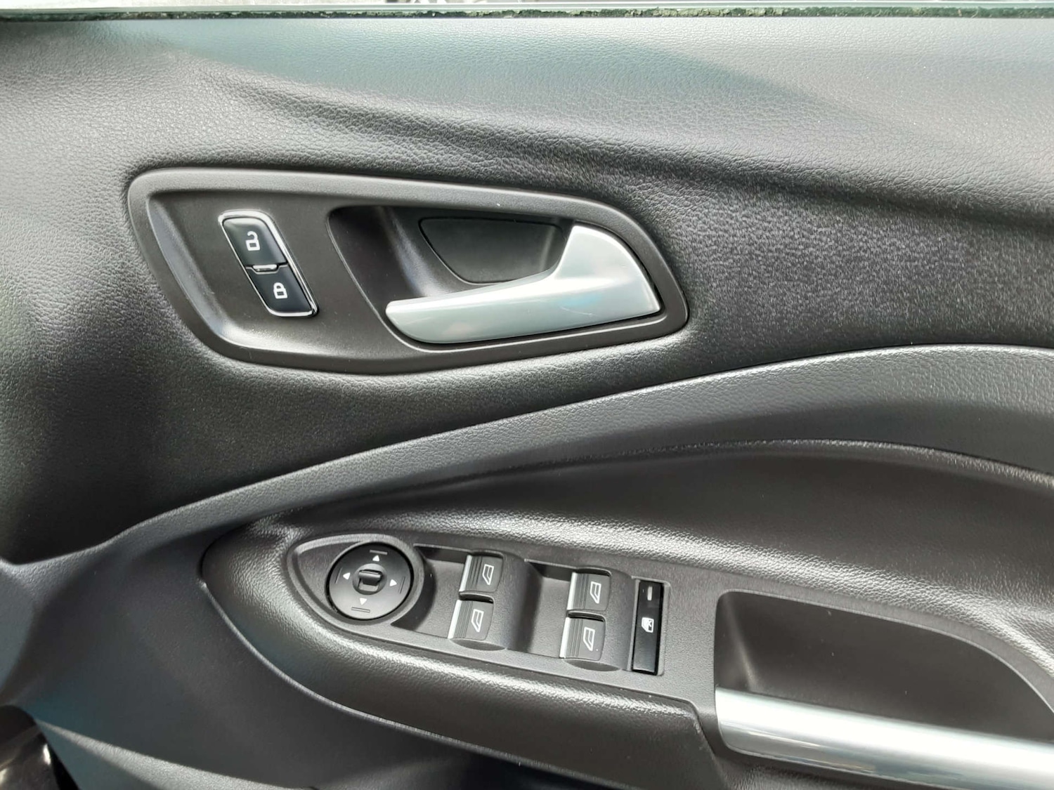 Used Ford Kuga 2016 for sale - 76404599: Photo 22