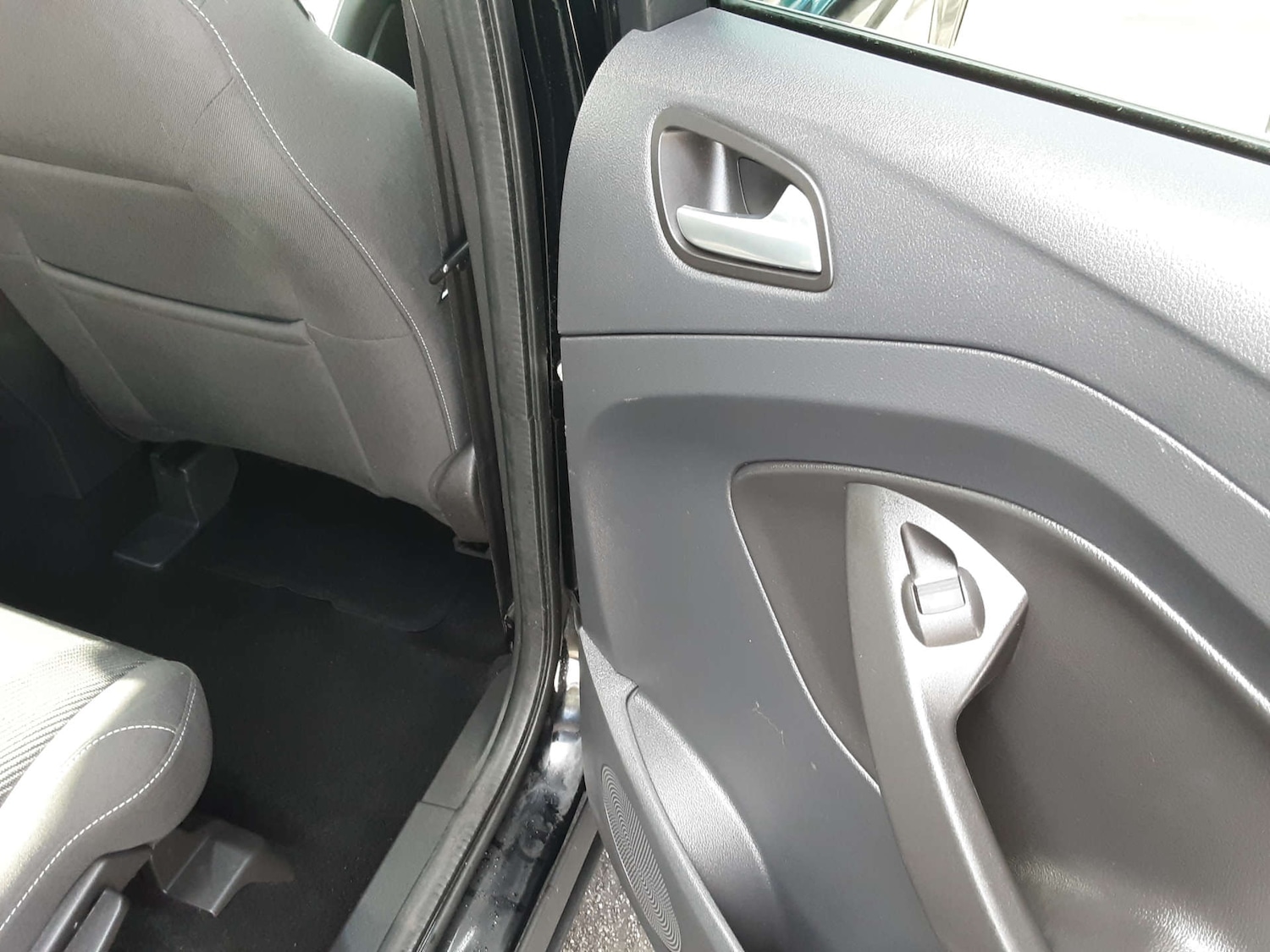 Used Ford Kuga 2016 for sale - 76404599: Photo 24