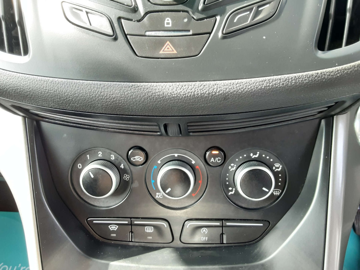 Used Ford Kuga 2016 for sale - 76404599: Photo 28