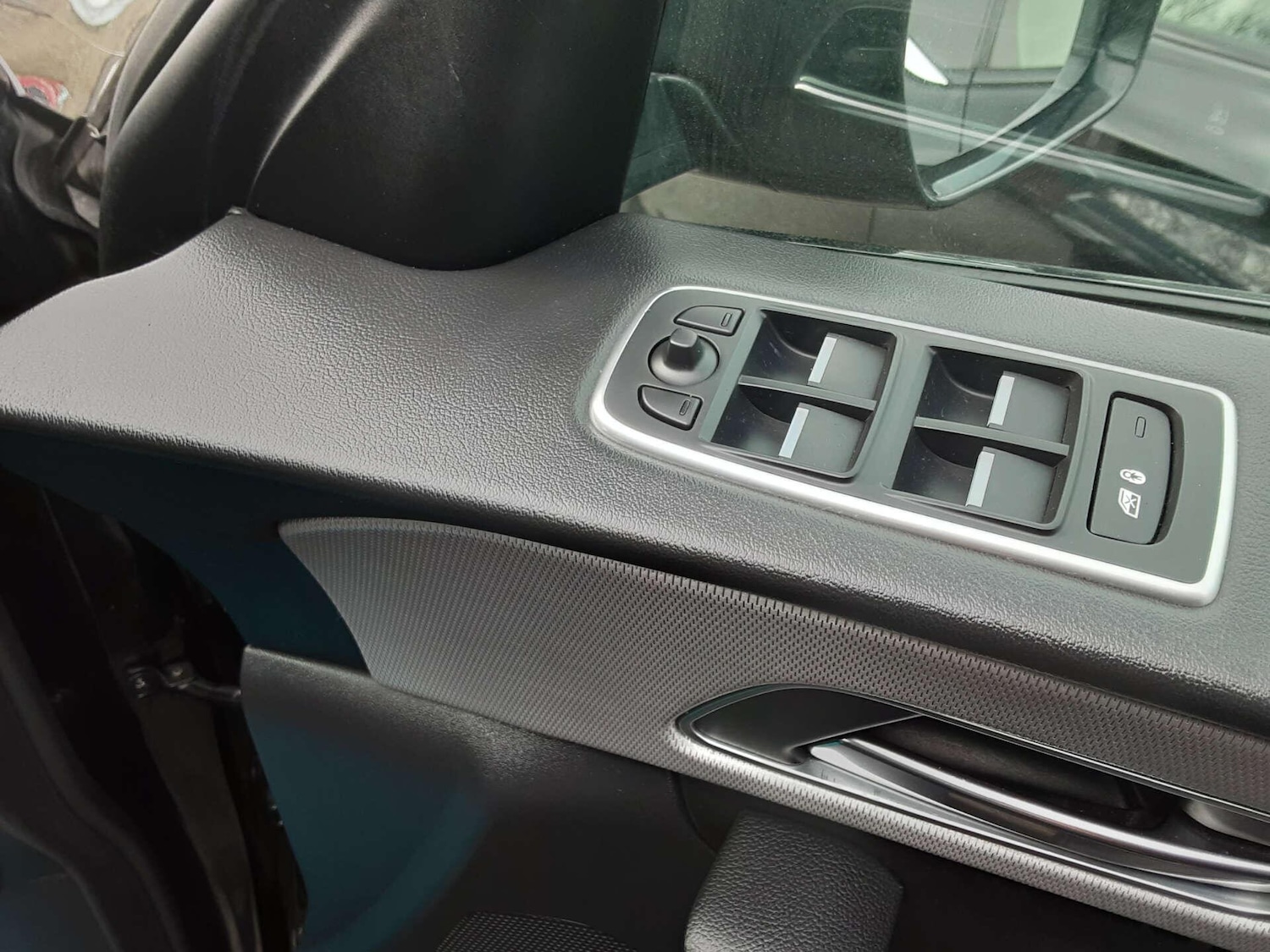 Used Jaguar F-Pace 2018 for sale - 77598693: Photo 30