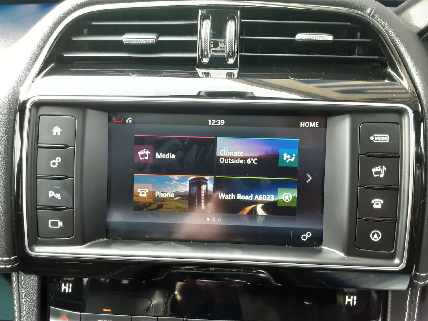 Used Jaguar F-Pace 2018 for sale - 77598693: Photo 40