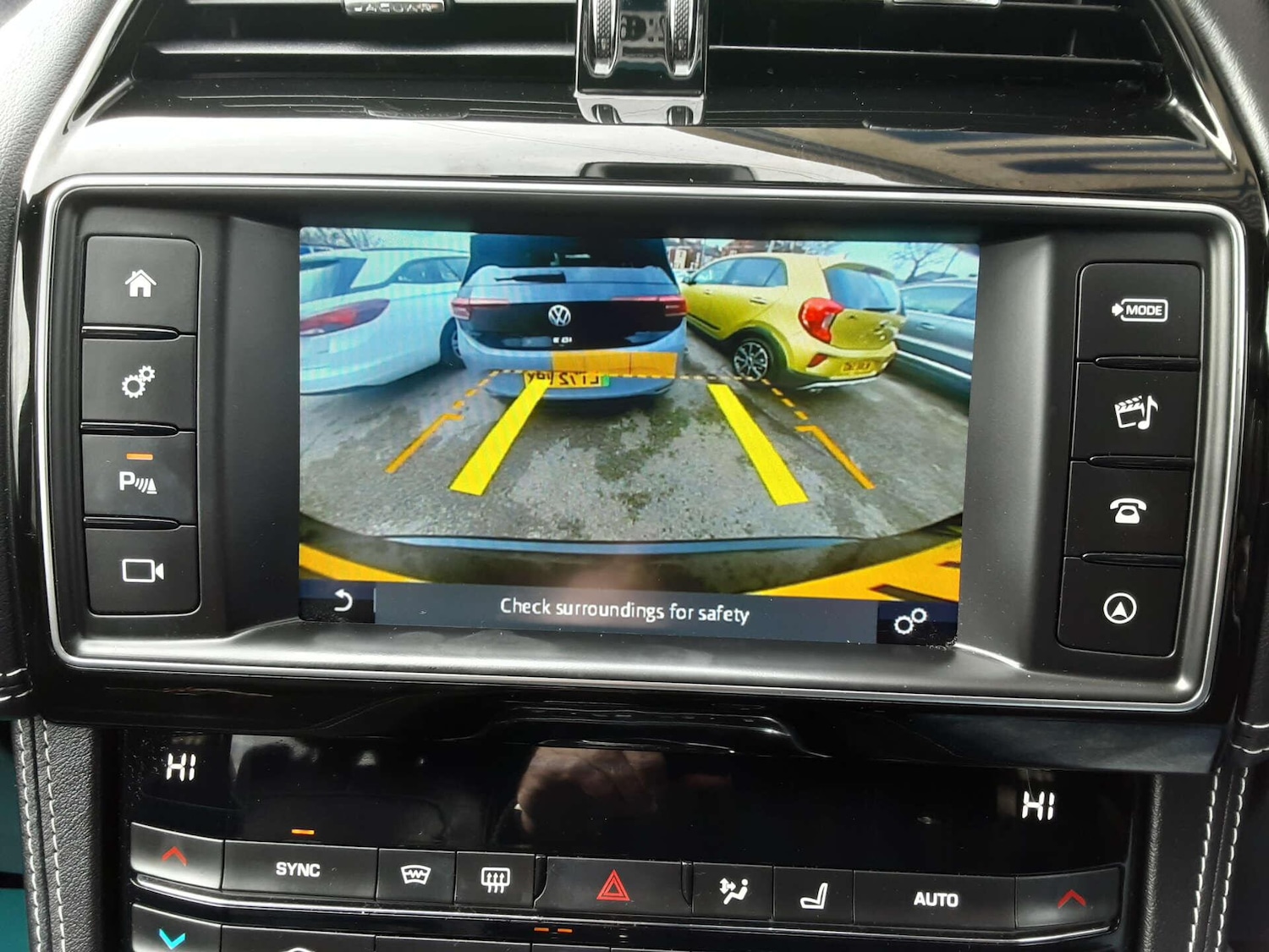 Used Jaguar F-Pace 2018 for sale - 77598693: Photo 42