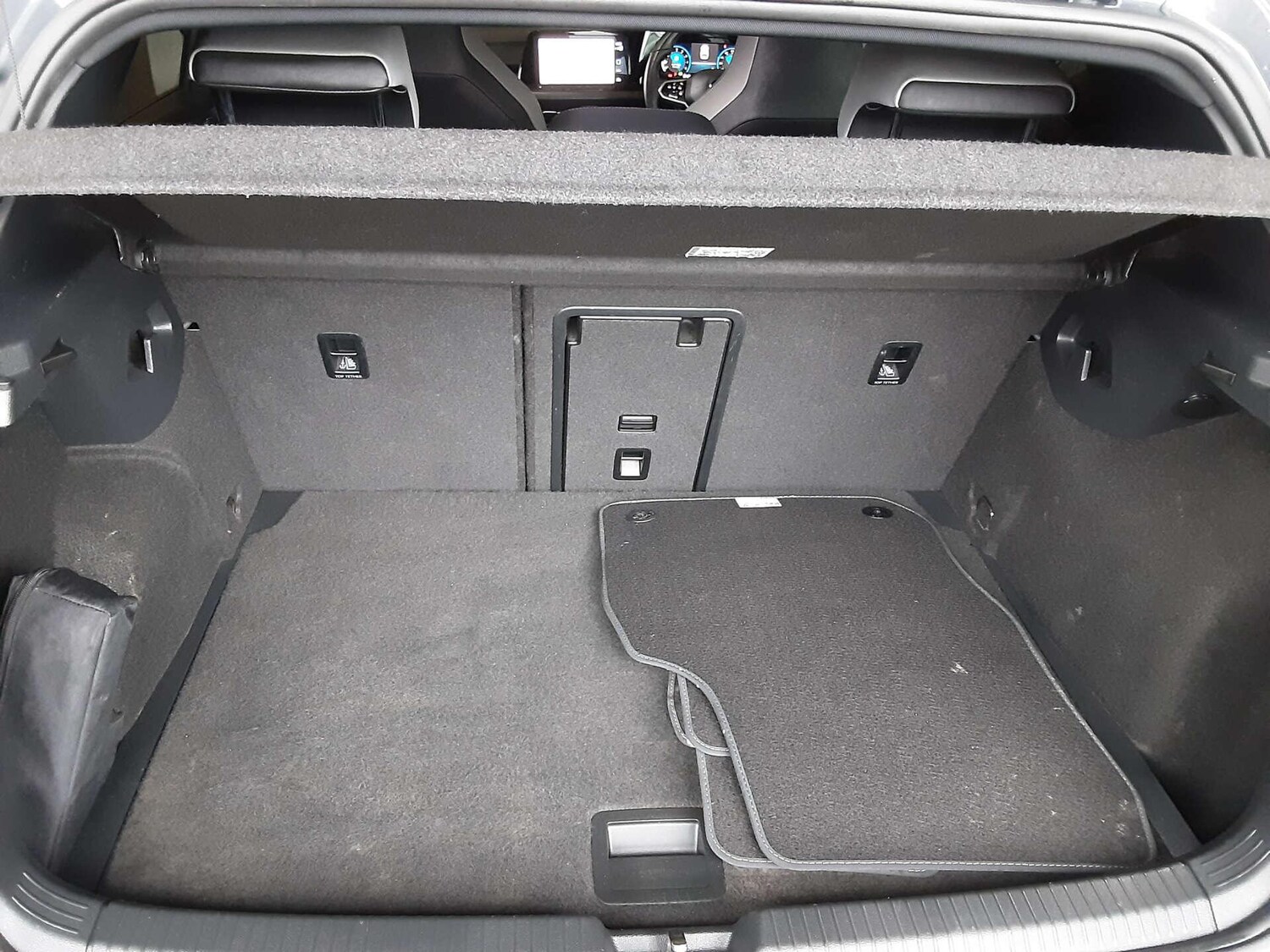 Used Volkswagen Golf 2021 for sale - 77525003: Photo 47