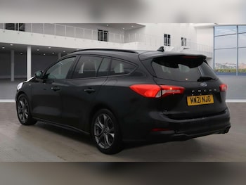 Used Ford Focus 2021 for sale - 77768135: Photo