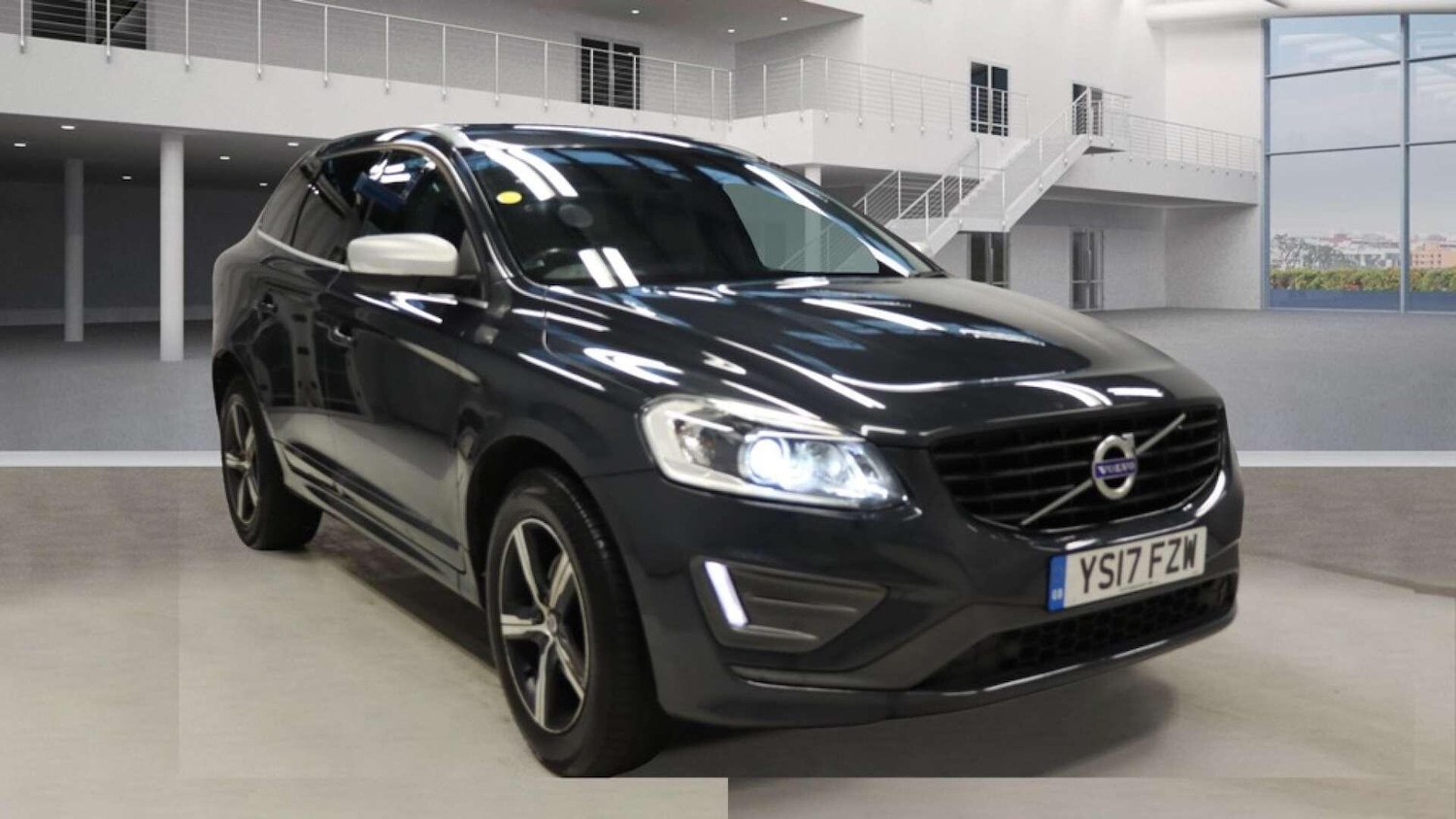 Used Volvo XC60 2017 for sale - 76807712: Photo 1