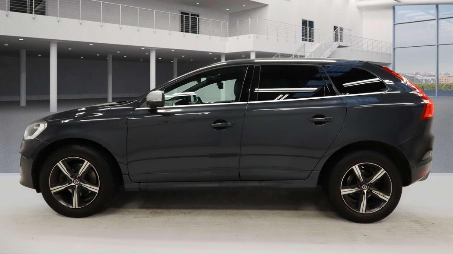 Used Volvo XC60 2017 for sale - 76807712: Photo 12