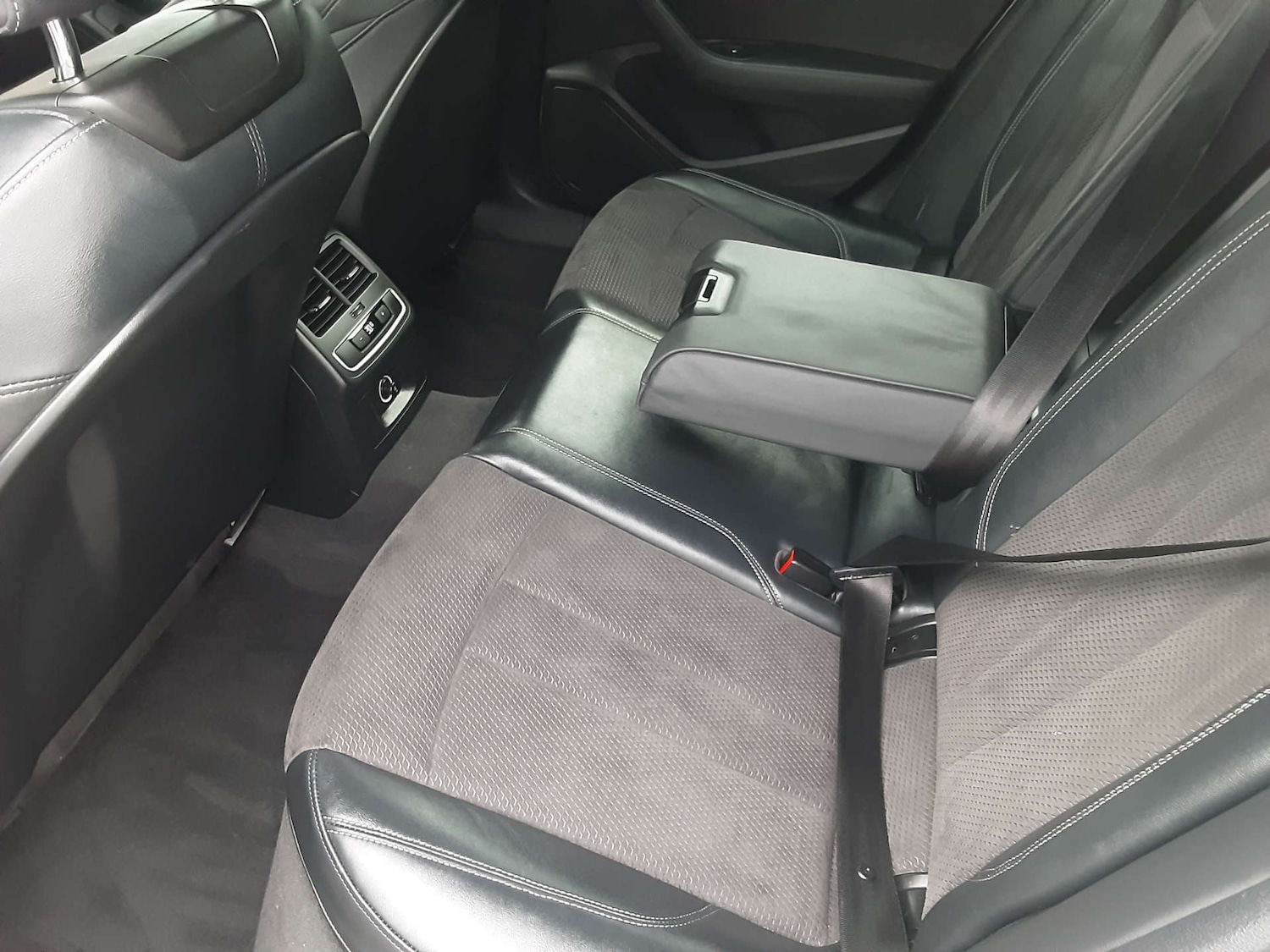 Used Audi A4 2019 for sale - 76404621: Photo 28