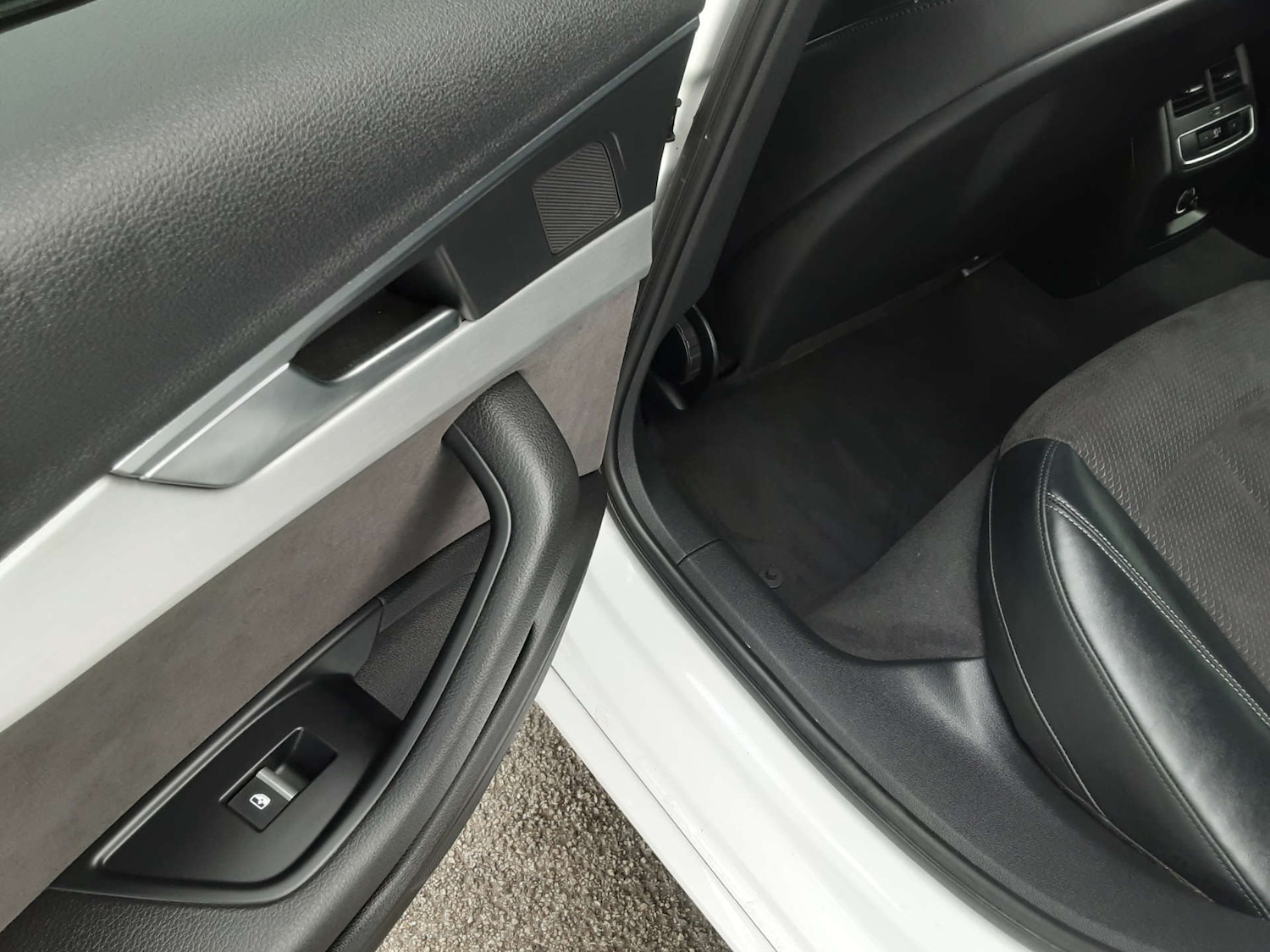 Used Audi A4 2019 for sale - 76404621: Photo 31