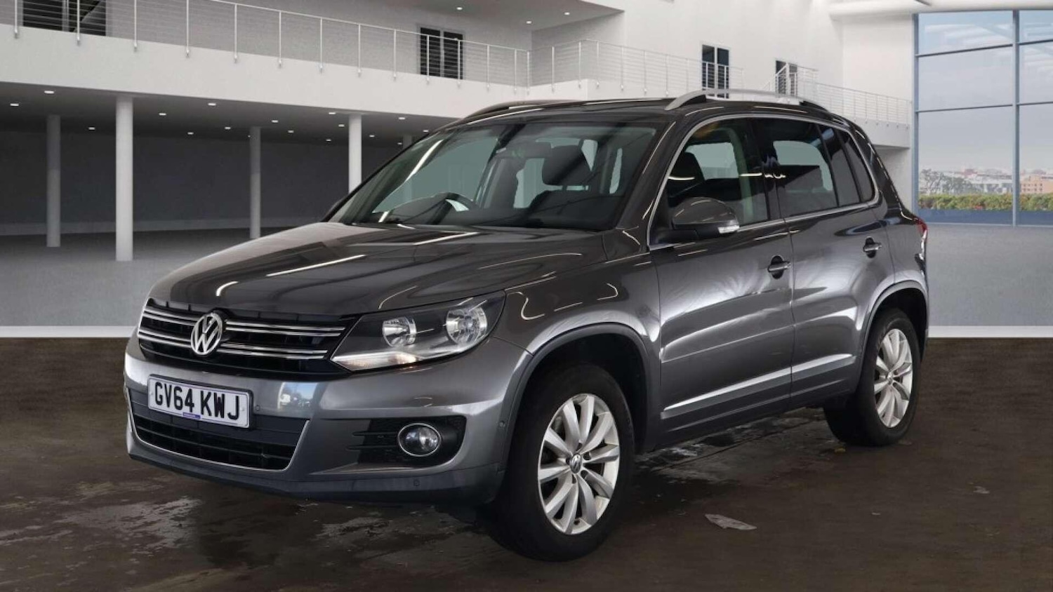 Used Volkswagen Tiguan 2015 for sale - 78047707: Photo 2