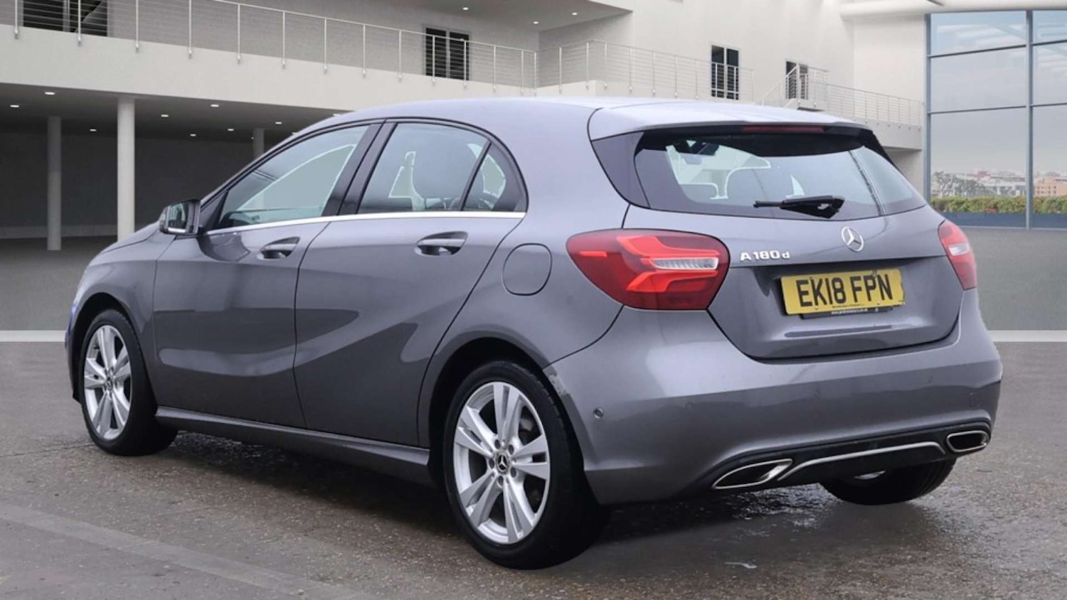 Used Mercedes-Benz A-Class 2018 for sale - 76411988: Photo 3